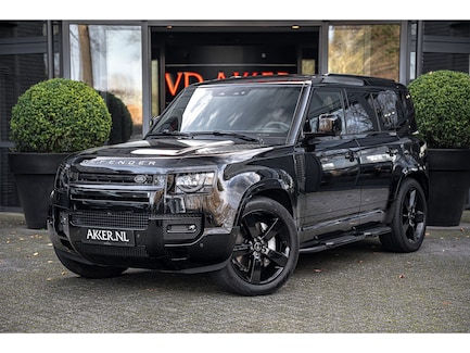 Land Rover Defender 0