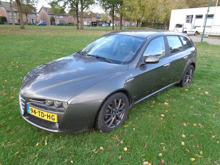Alfa Romeo 159 0