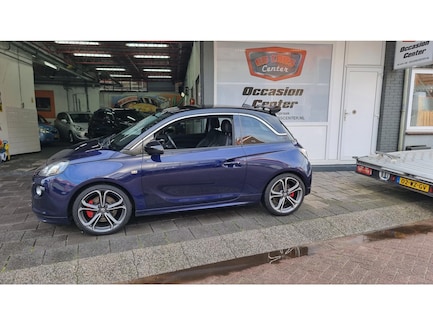 Opel Adam 0