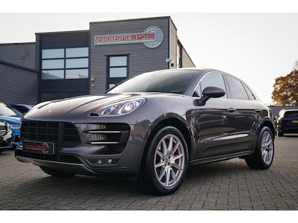 Porsche Macan 0