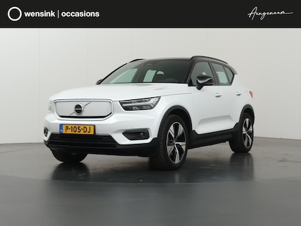 Volvo XC40 0