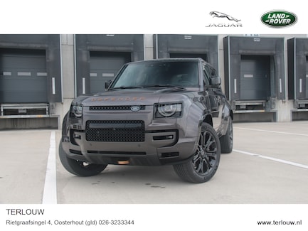 Land Rover Defender 0