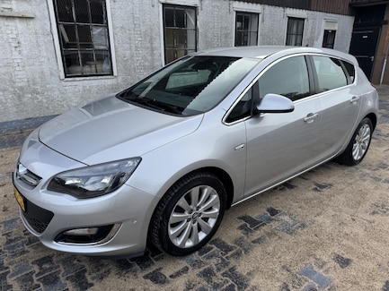 Opel Astra 0