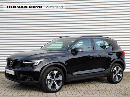 Volvo XC40 0