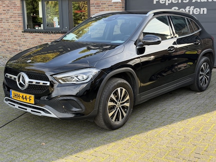 Mercedes-Benz GLA 0