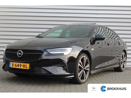 Opel Insignia 0