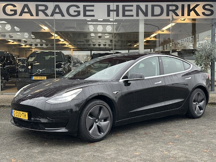 Tesla Model 3 0