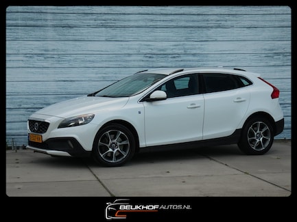 Volvo V40 Cross Country 0