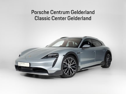 Porsche Taycan Cross Turismo 0