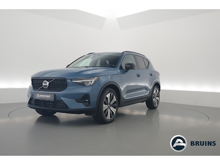 Volvo XC40 0
