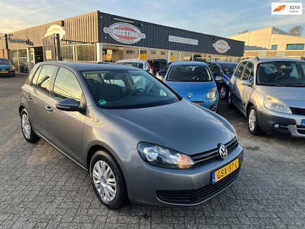 Volkswagen Golf 0