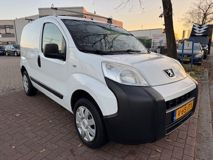 Peugeot Bipper 0