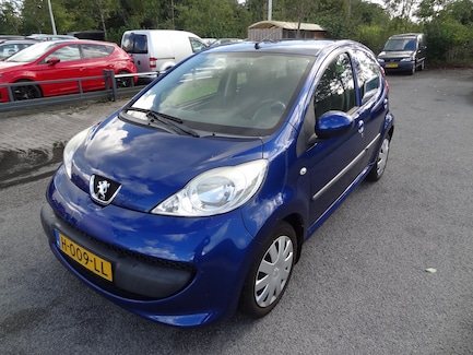 Peugeot 107 0