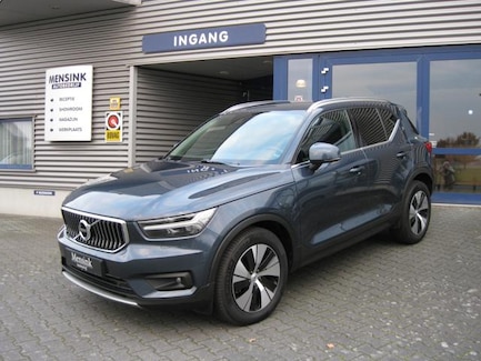 Volvo XC40 0