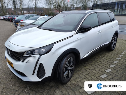 Peugeot 5008 0