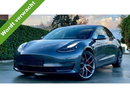 Tesla Model 3 0