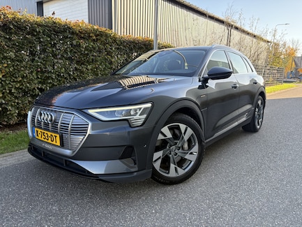 Audi E-tron 0