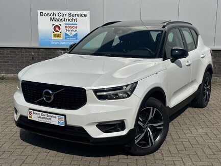Volvo XC40 0