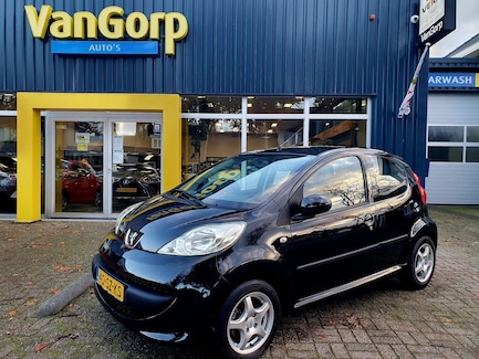 Peugeot 107 0