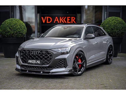 Audi RS Q8 0