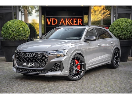 Audi RS Q8 0