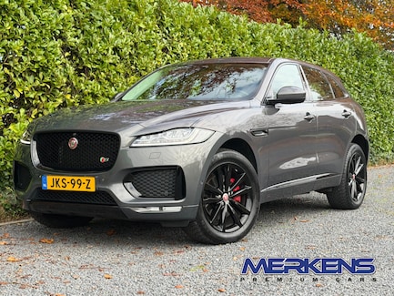 Jaguar F-Pace 0