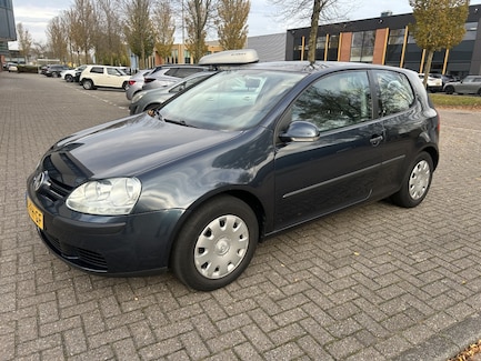 Volkswagen Golf 0
