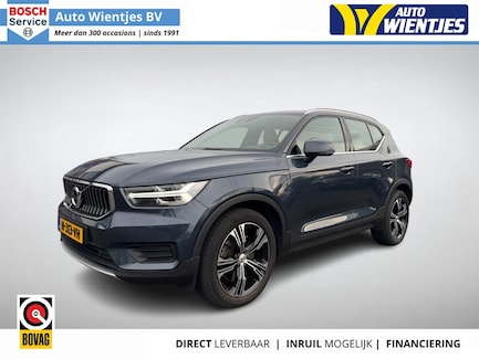 Volvo XC40 0
