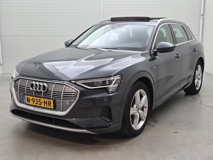 Audi E-tron 0