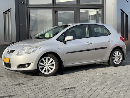 Toyota Auris 0