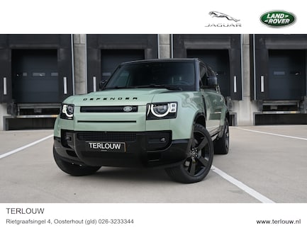 Land Rover Defender 0