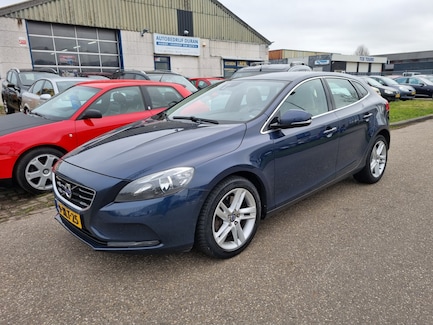 Volvo V40 0