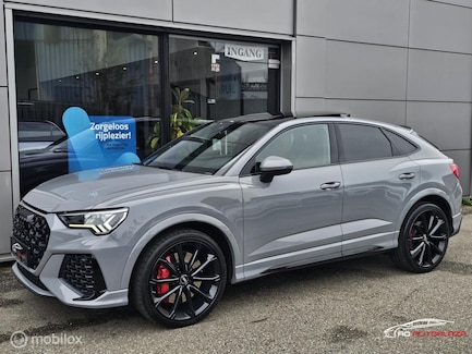 Audi RS Q3 Sportback 0