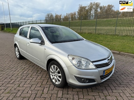 Opel Astra 0