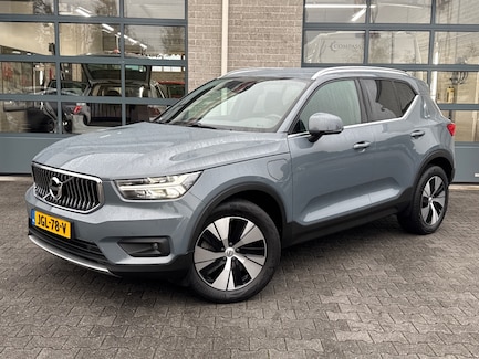 Volvo XC40 0