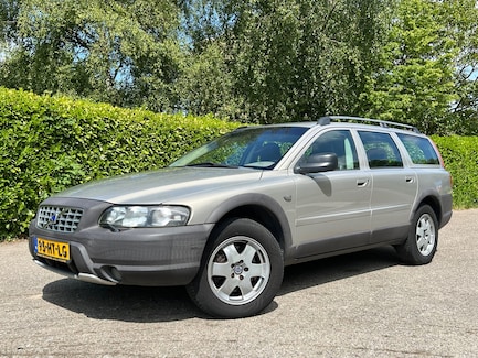 Volvo V70 Cross Country 0