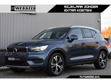 Volvo XC40 0