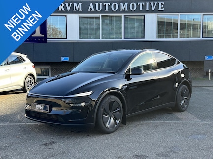 Tesla Model Y 0