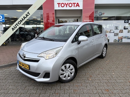 Toyota Verso-S 0