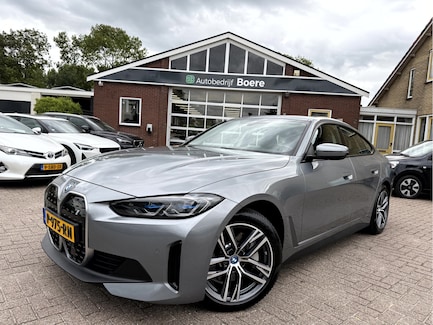 BMW i4 0