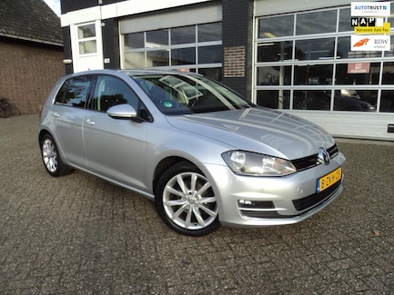 Volkswagen Golf 0