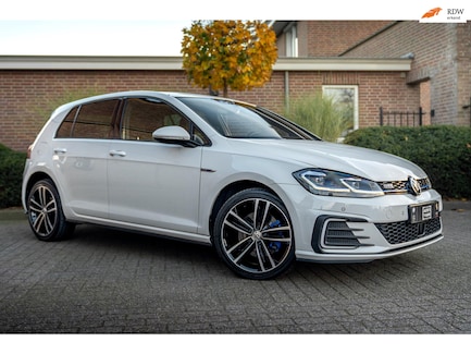 Volkswagen Golf 0