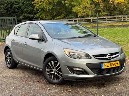 Opel Astra 0