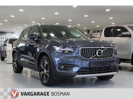 Volvo XC40 0