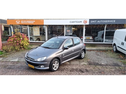 Peugeot 206 0