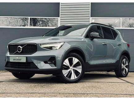 Volvo XC40 0