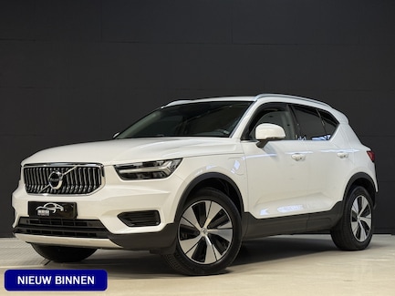 Volvo XC40 0