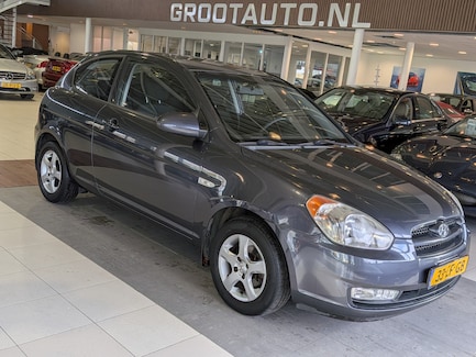 Hyundai Accent 0