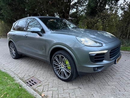Porsche Cayenne 0