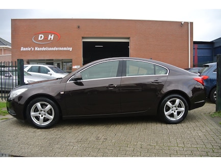 Opel Insignia 0
